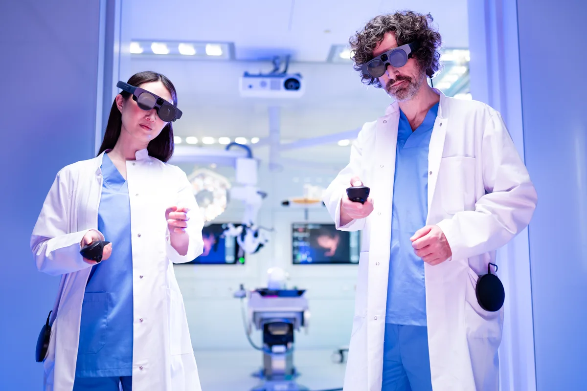 Magic Leap 2 mit Infineon-Sensorik im medizinischen Einsatz